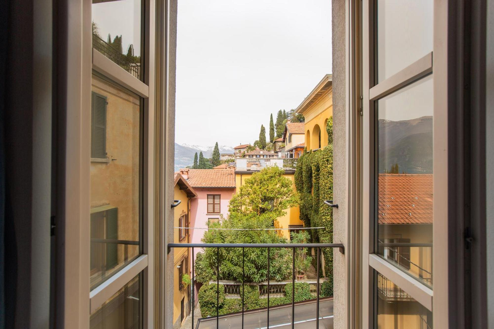 Albergo Del Sole Varenna Exterior photo